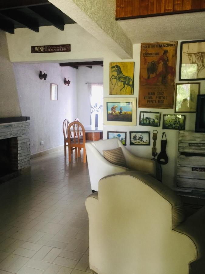 Casa De Huespedes El Trebol De Ezeiza Guest House La Union Eksteriør bilde