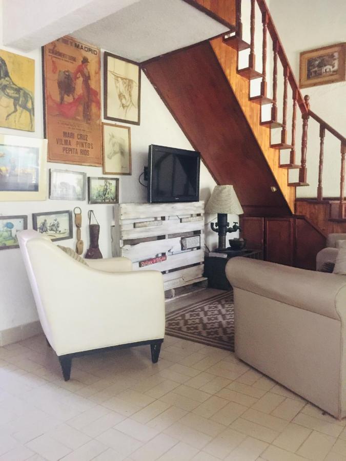 Casa De Huespedes El Trebol De Ezeiza Guest House La Union Eksteriør bilde